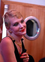 Изображение товара Небо. Самолет. Девушка/Богиня: как я полюбила