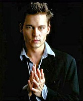 Изображение товара Чарли и Шоколадная фабрика / Пираты карибского моря / Что гложет Гилберта Грейпа? / Плакса / Шоколад / Человек, который плакал / Донни Браско / Эдвард